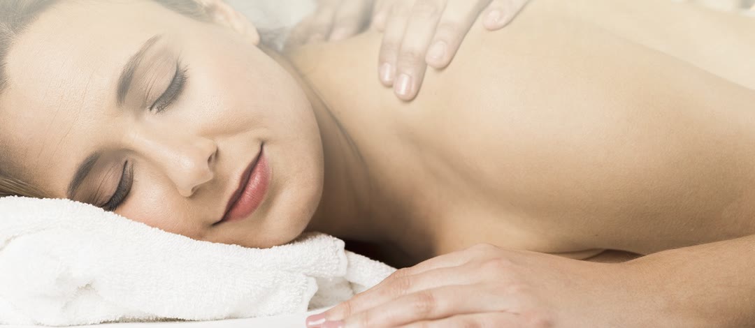 Masaje relajante facial y de espalda